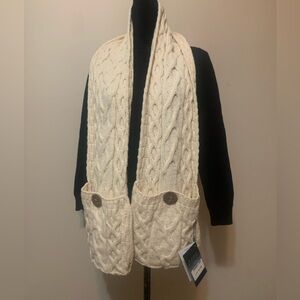 MOY ARAN pocket scarf 100% Merino Wool creme color NWT made in Ireland
